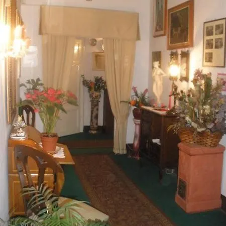 فندق Rinascente *