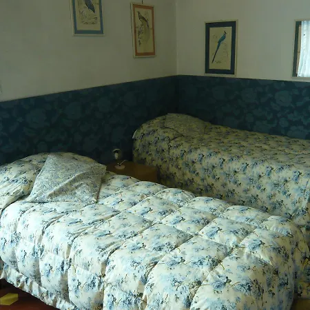 Rinascente Hotel *